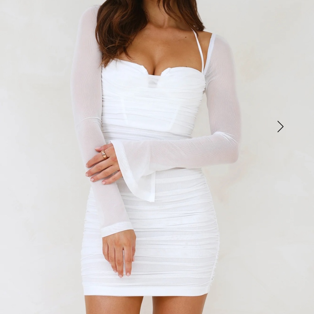 Hello Molly “that girl goals” mini dress